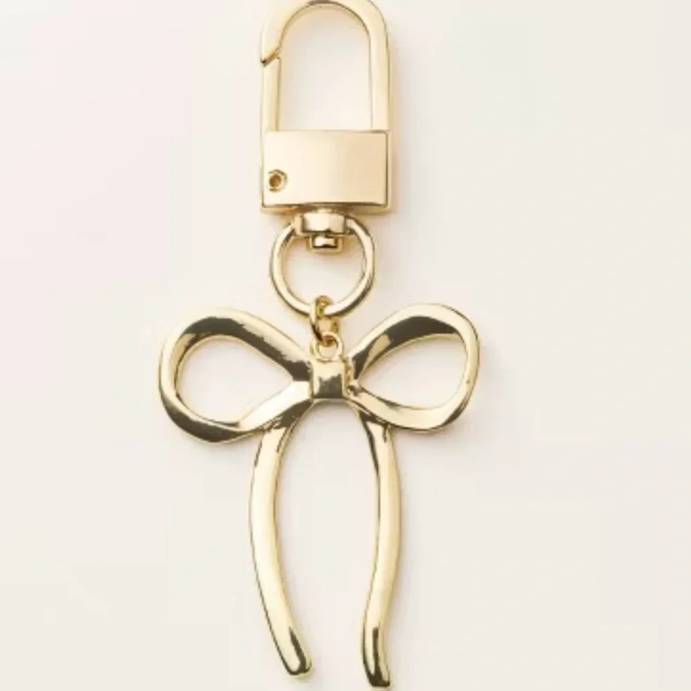 kate spade ♠️ new york x Target Green/Gold
Bow Bag Charm Keychain Accessory - Picture 2 of 7